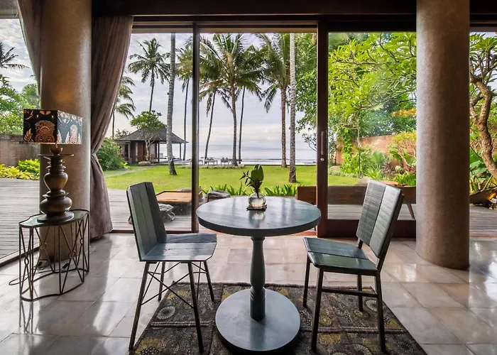 Manis Beachfront Candi Dasa (Bali)