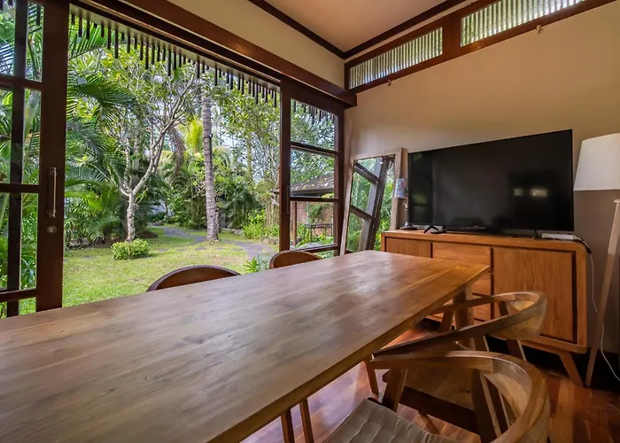 Manis Beachfront Villa